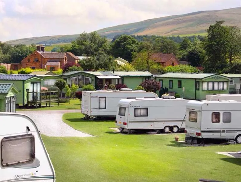 laneside-caravan-park-hope-i9xqj