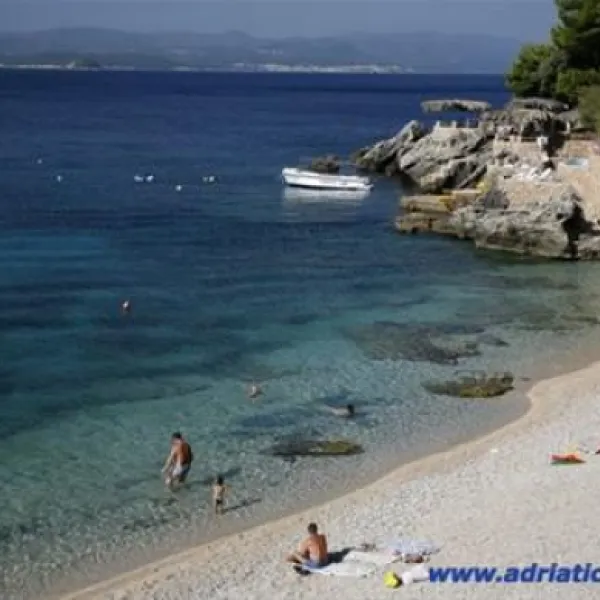 camp-adriatic-orebic-qktxl