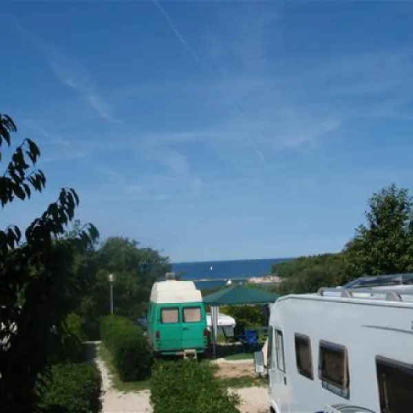 camping-zelena-laguna-porec-3lfql