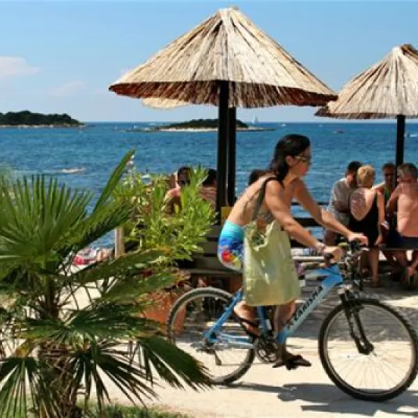 camping-zelena-laguna-porec-6xmex