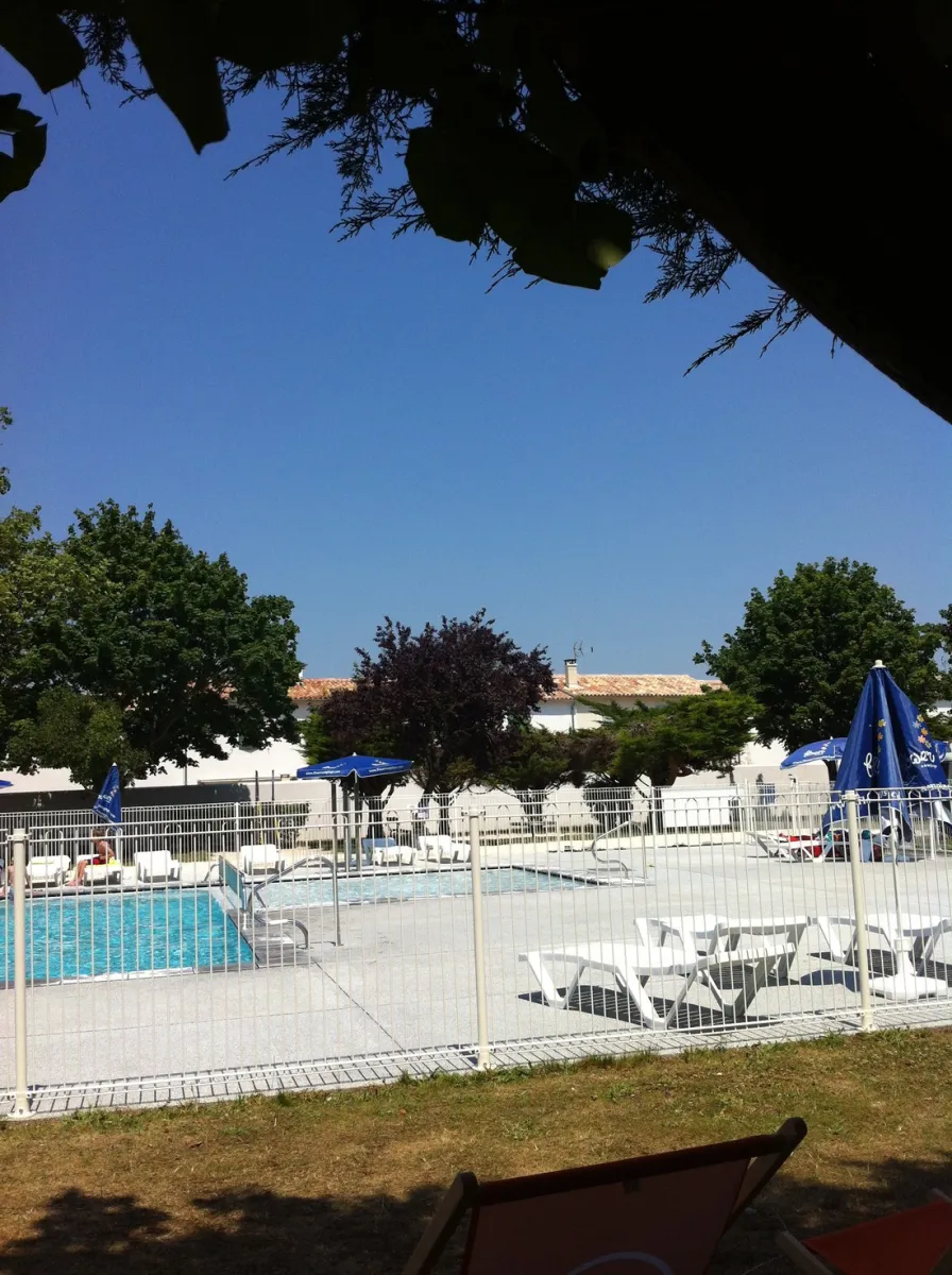 flower-camping-bel-air-la-flotte-en-r-e4nrq