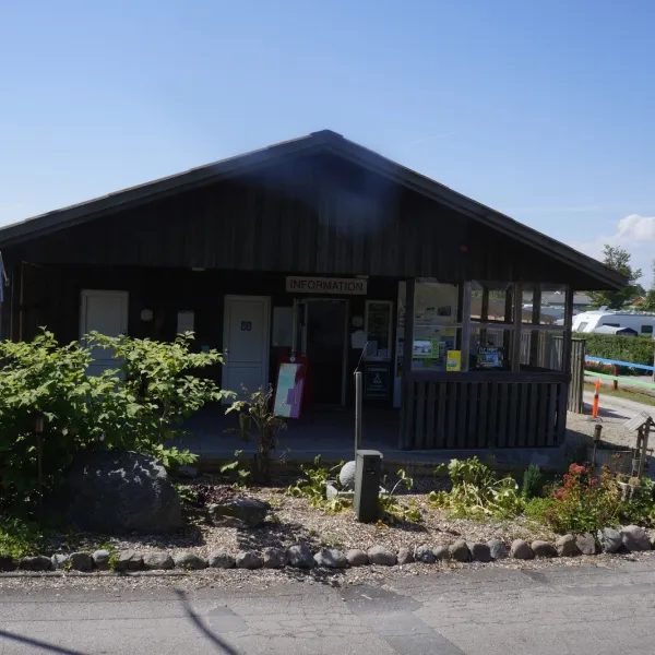 faxe-ladeplads-camping-fakse-ladeplads-lryqk