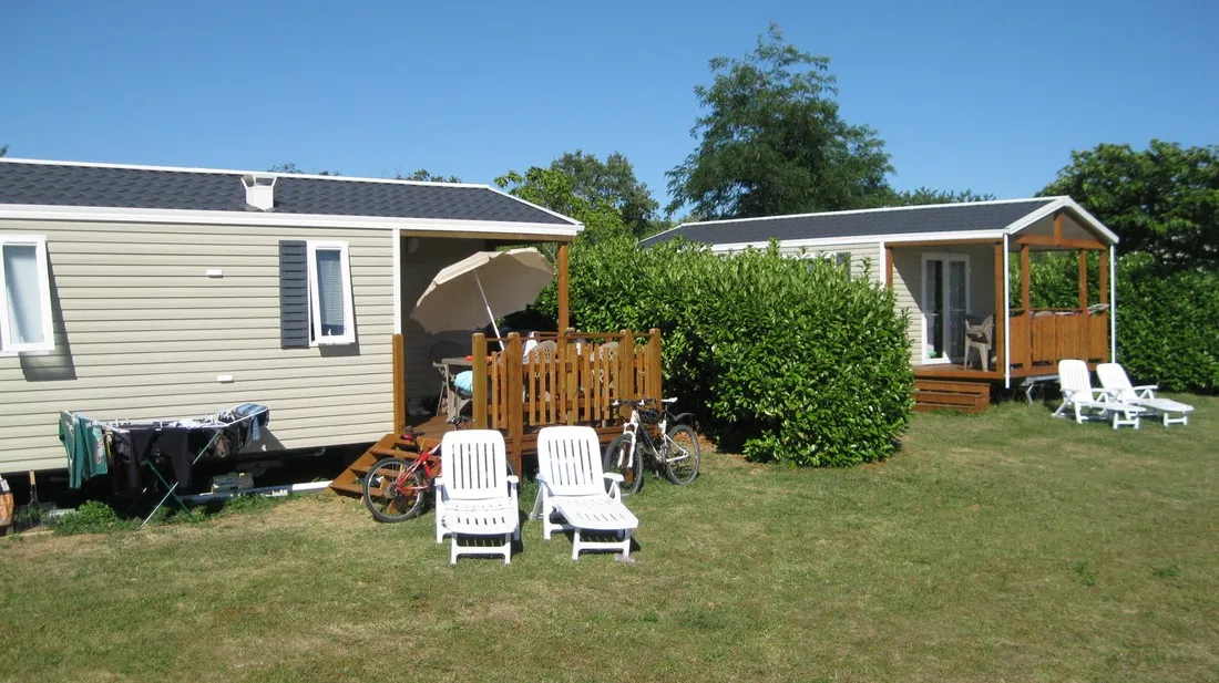 camping-domaine-saintlaurent-montferrand-uxb0e