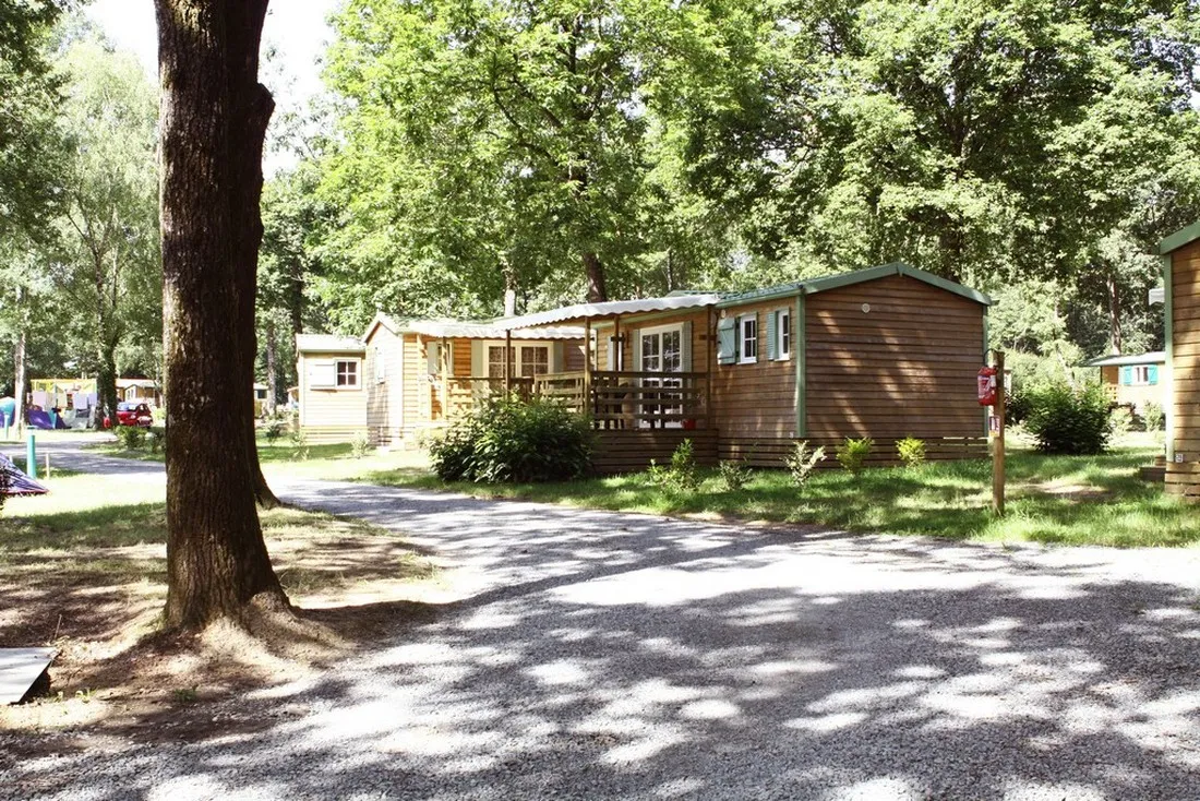 camping-du-lac-de-la-tricherie-mesnard-la-barotire-u9lfc