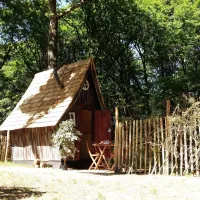 camping-du-lac-de-la-tricherie-mesnard-la-barotire-xuybm