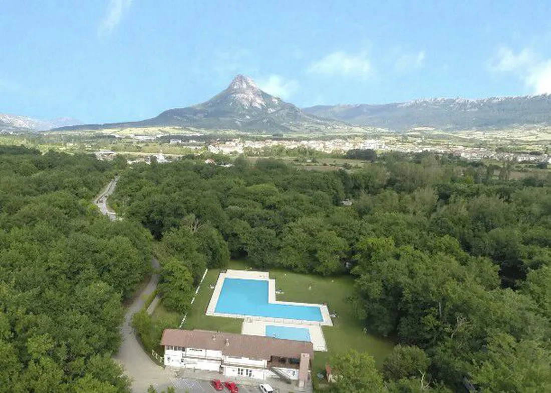 camping-etxarri-etxarriaranatz-rhb09