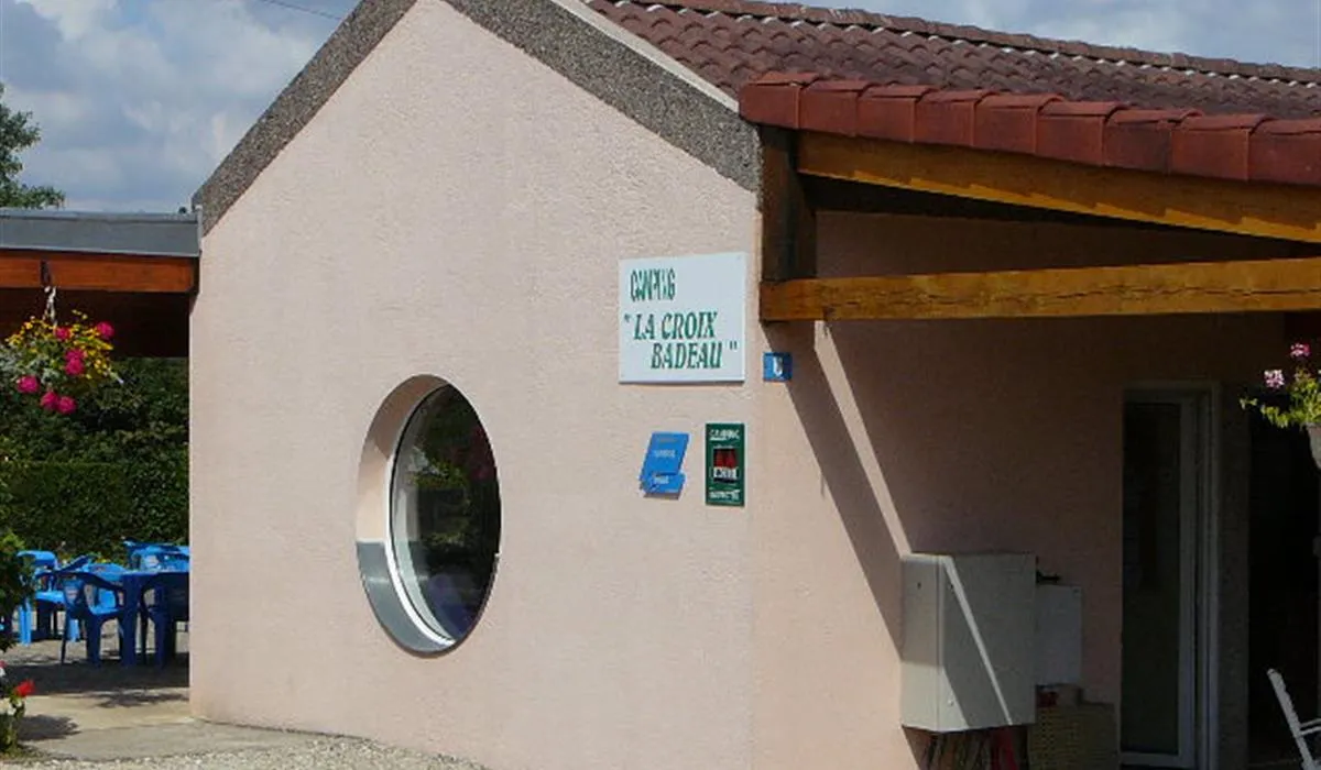 camping-municipal-croix-badeau-soulaines-dhuys-4tn8o