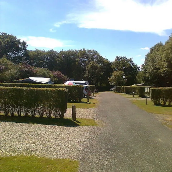 camping-municipal-croix-badeau-soulaines-dhuys-ng9ze