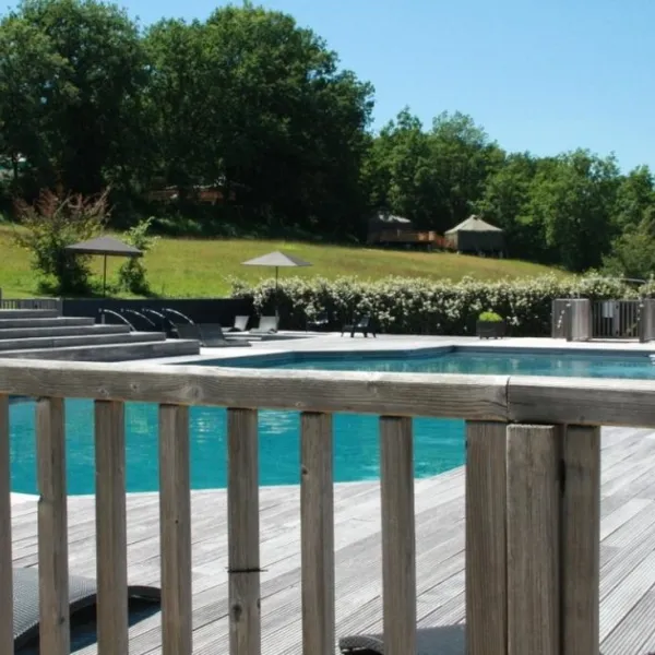 camping-les-ormes-saint-etienne-de-villereal-d3yjv