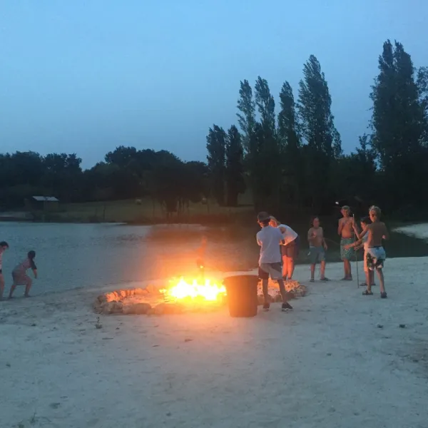 camping-les-ormes-saint-etienne-de-villereal-jevb5