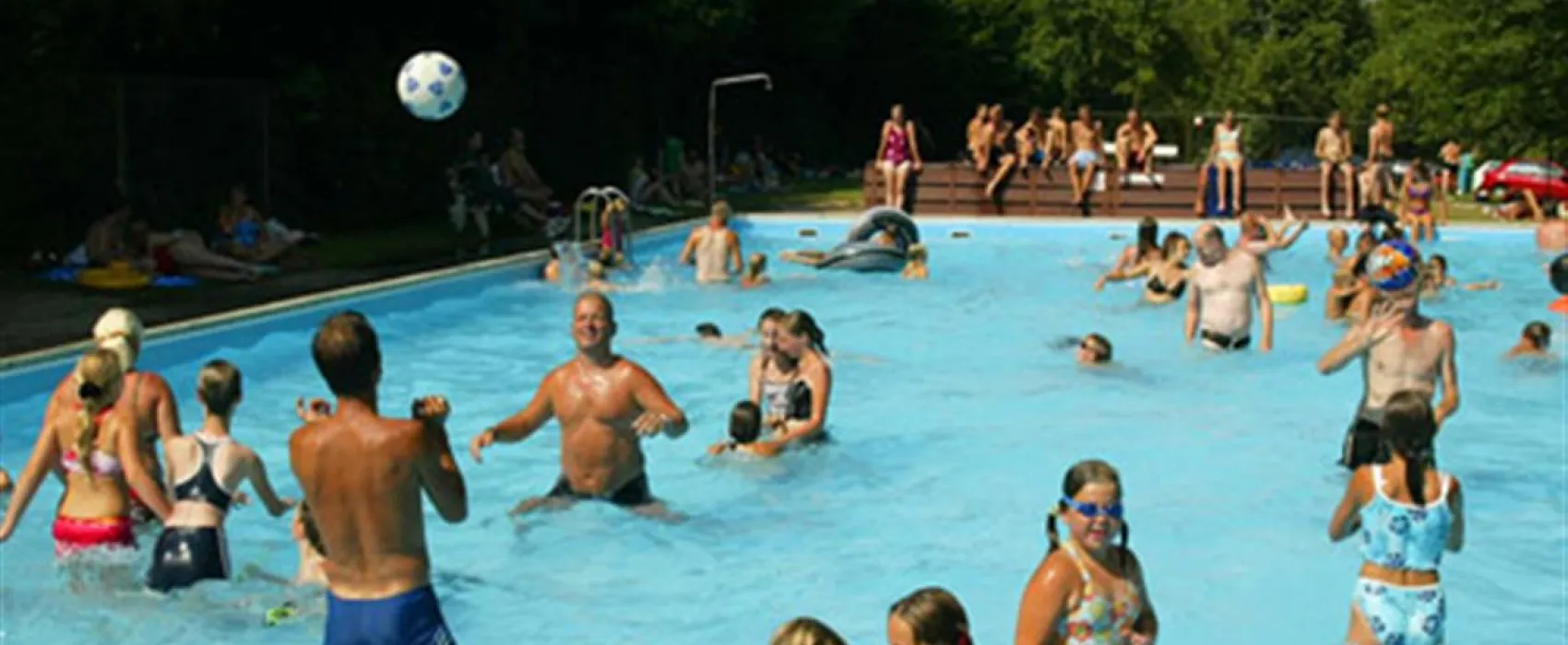 Camping De Bron Bv