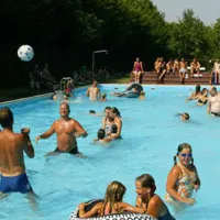 Camping De Bron Bv