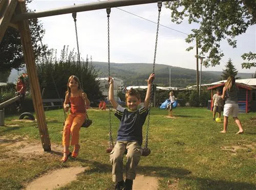 campen-am-fluss-oberweser-ot-oedelsheim-euxin