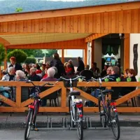 campen-am-fluss-oberweser-ot-oedelsheim-mzqeu