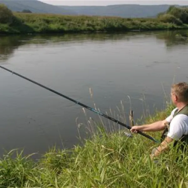 campen-am-fluss-oberweser-ot-oedelsheim-oyy53