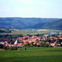campen-am-fluss-oberweser-ot-oedelsheim-v1jfd