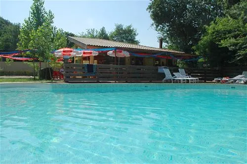 camping-besalu-besalu-4s190