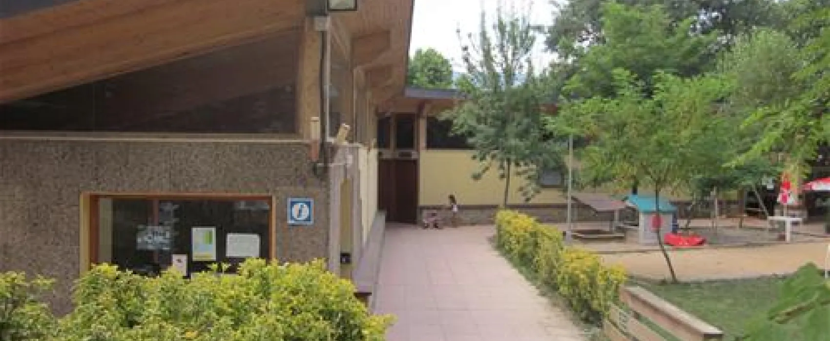 Camping Besalu