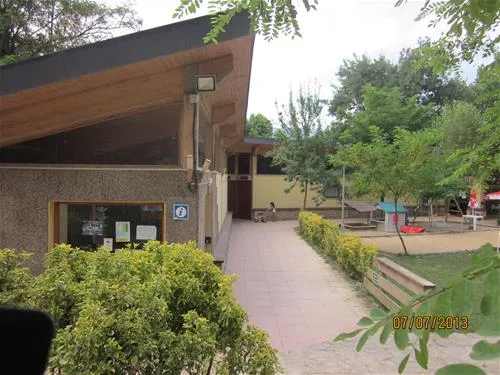 camping-besalu-besalu-98kn2