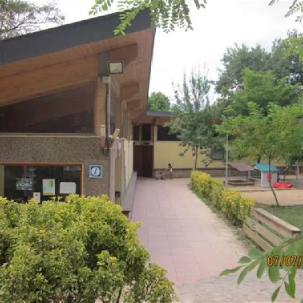 camping-besalu-besalu-98kn2