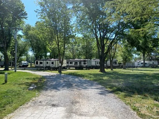 cherokee-lakes-campground-ofallon-9os1k