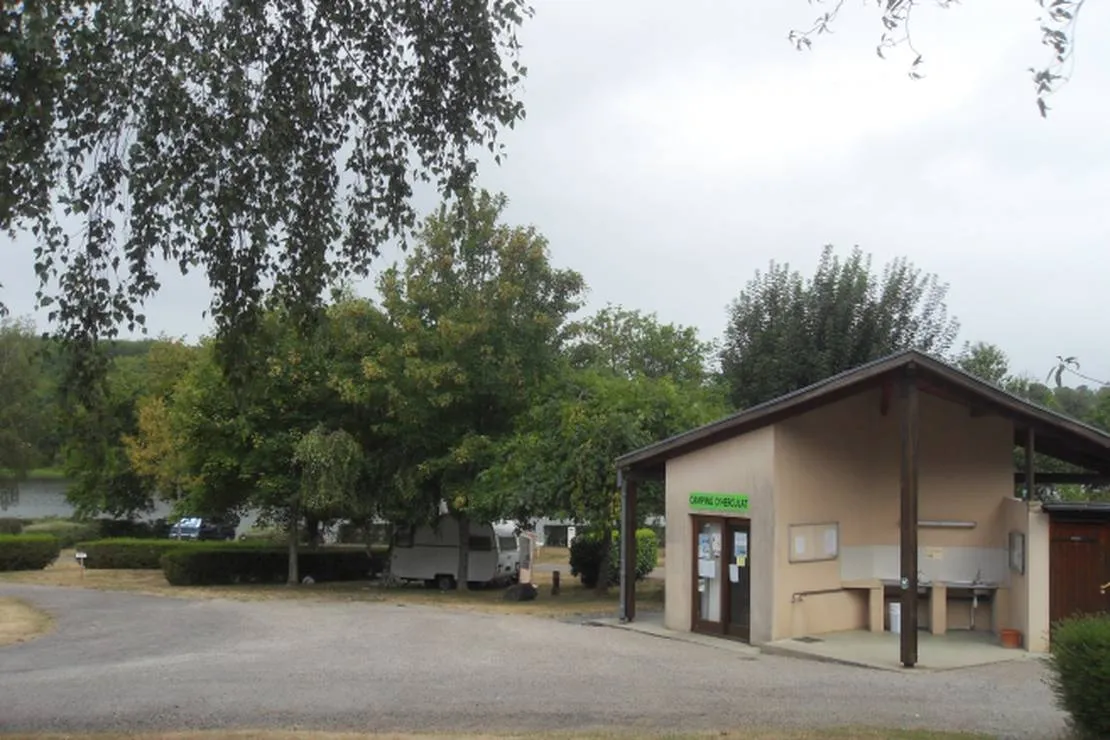 camping-municipal-dherculat-treignat-8qy7o