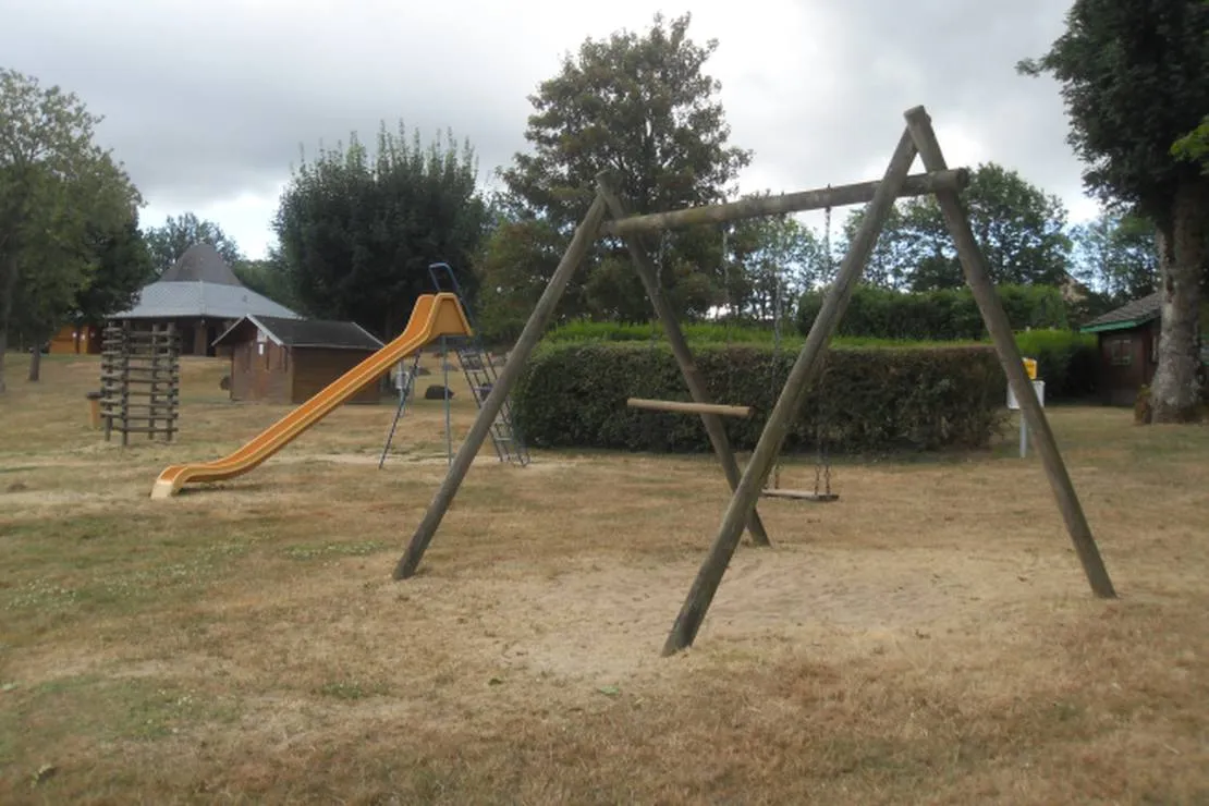 camping-municipal-dherculat-treignat-clr2z