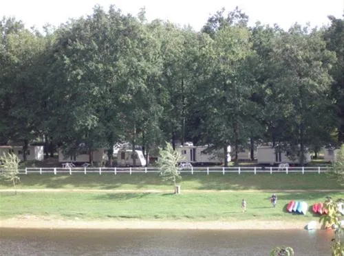 camping-le-pont-de-vicq-le-buisson-de-cadouin-jf6ry