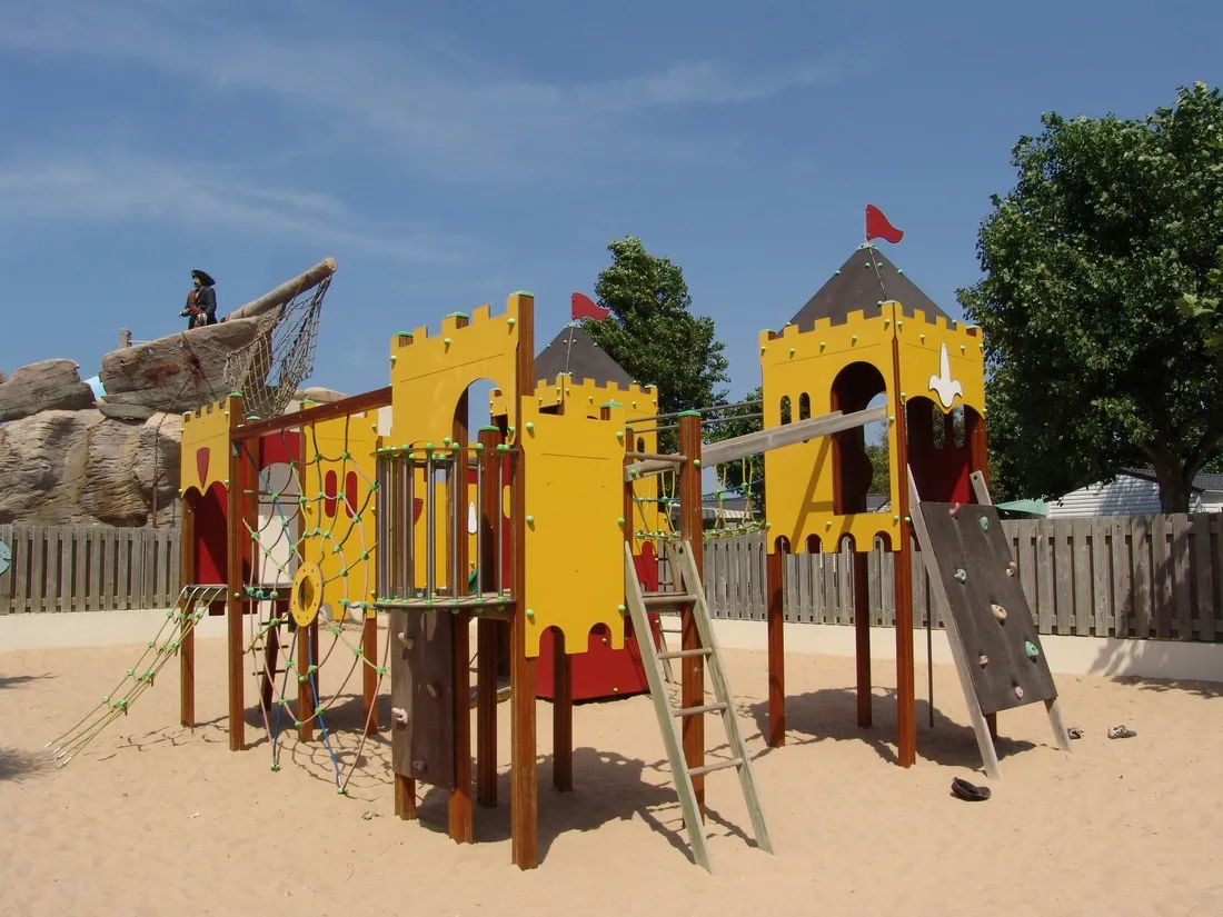 camping-le-bois-tordu-saint-hilaire-de-riez-mpkcl