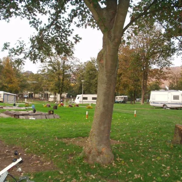 camping-kueser-werth-bernkas-hc729