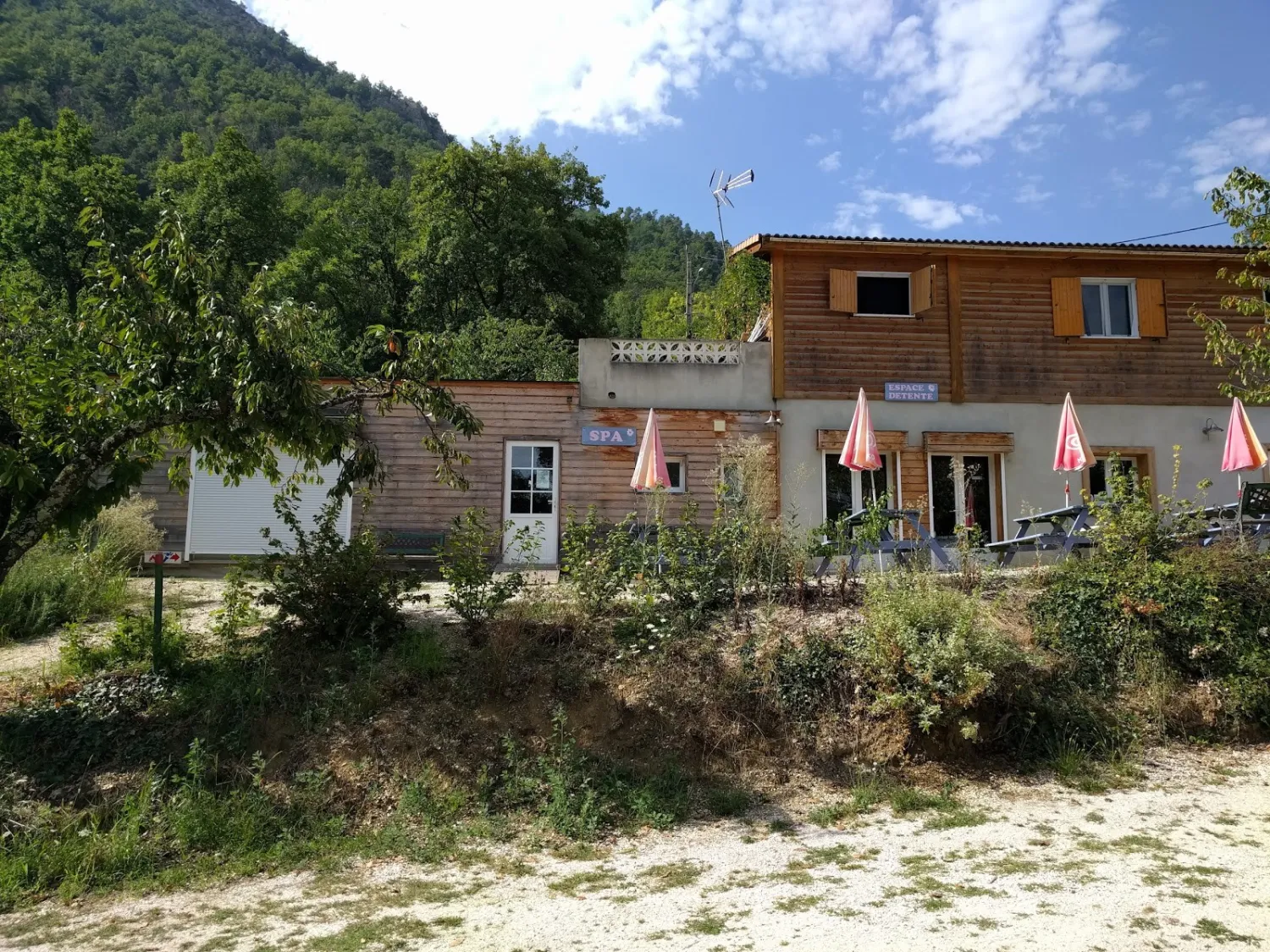 camping-les-cerisiers-vernet-les-bains-tz6j5