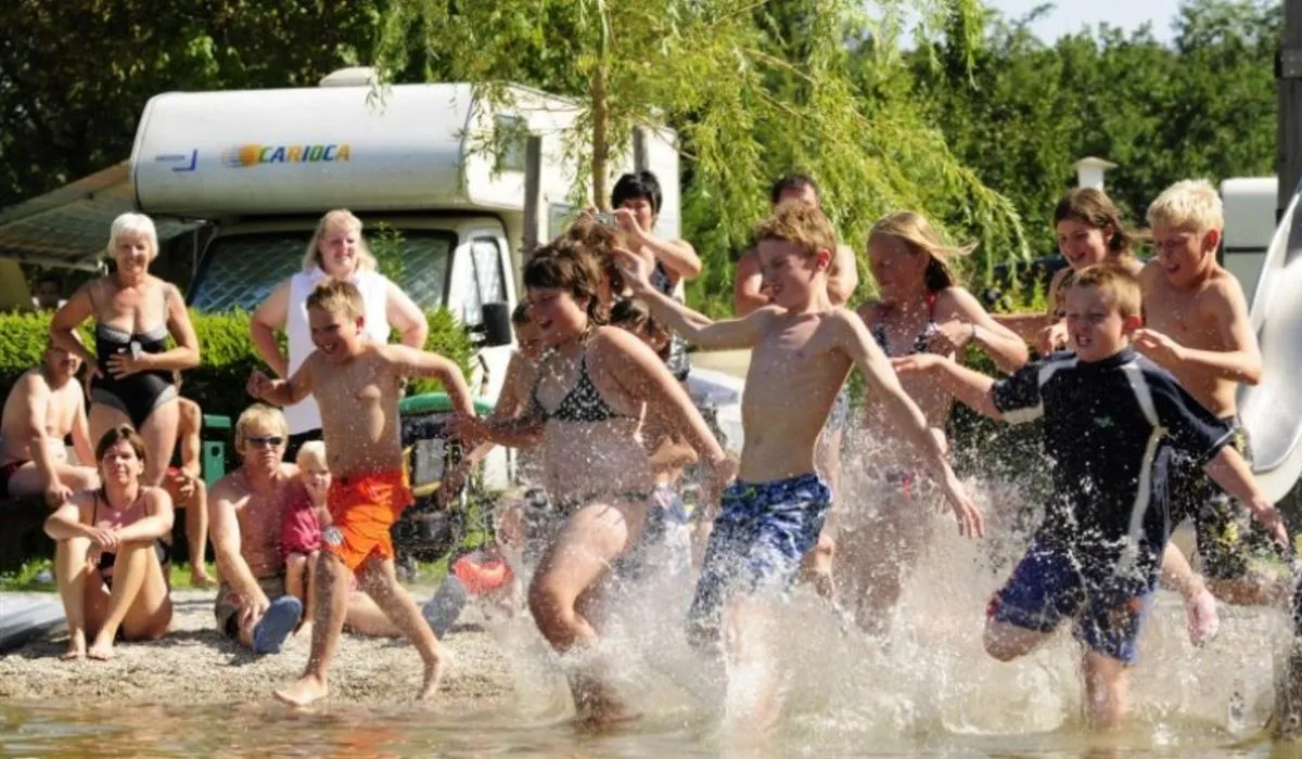 camping-schwanenplatz-waging--gaden-vtbrd