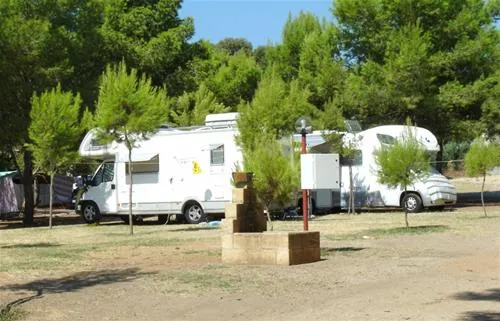 camping-costa-splendente-sul-mare-isola-di-capo-rizzuto-0wmzn