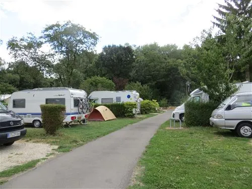 camping-paris-beau-village-villiers-sur-orge-ciqh8