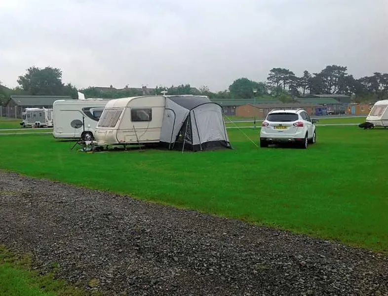 stratford-touring-park-stratforduponavon-6yozd