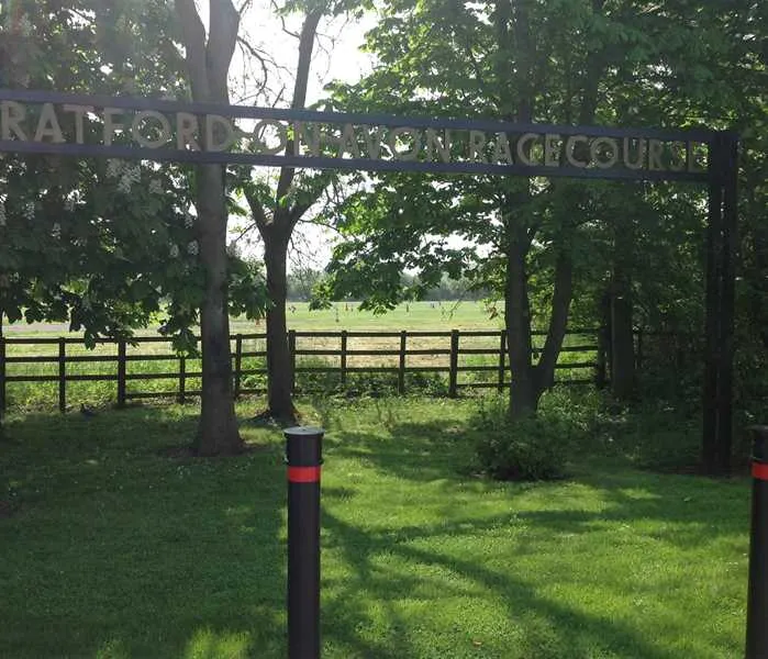 stratford-touring-park-stratforduponavon-puqke