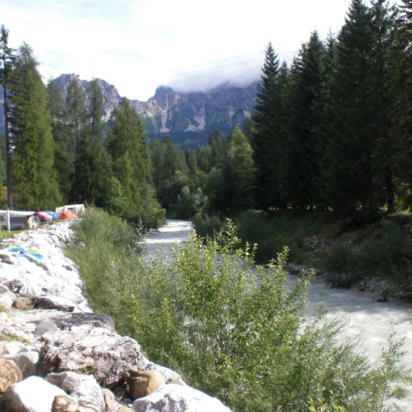 camping-rocchetta-belluno-d7wjp