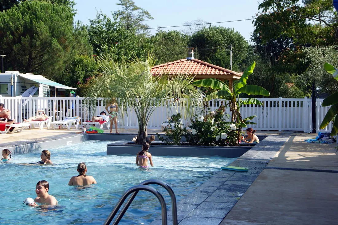 le-marache-vacances-biganos-vubzo