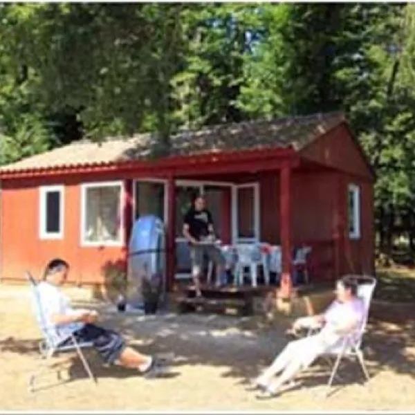 domaine-des-mathevies-sainte-nathalne-8xpq7