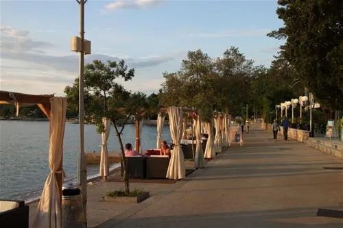 camping-njivice-njivice-d3ob1