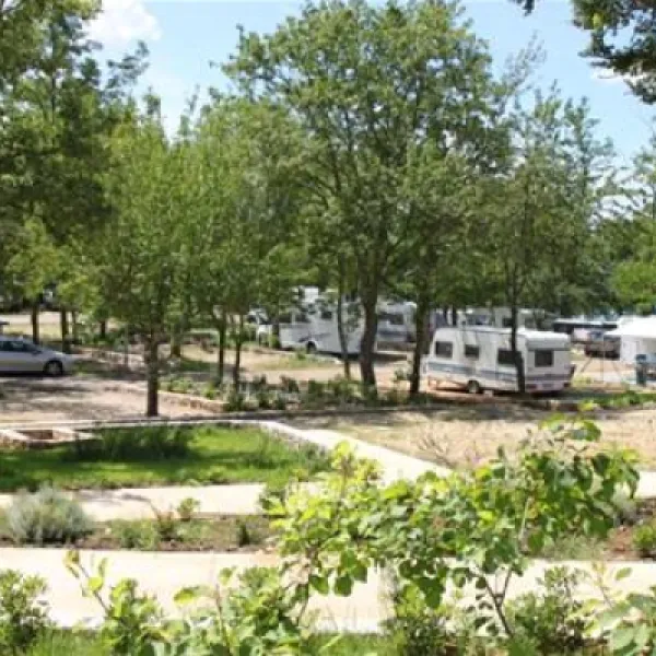 camping-njivice-njivice-hwjav