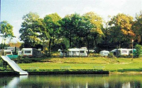 randboldal-camping-randbol-z3pyy