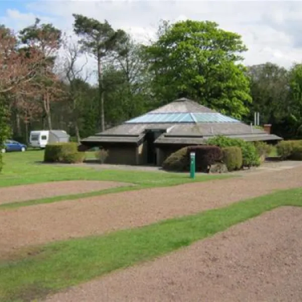mortonhall-caravan-park-edinburgh-ozy6q