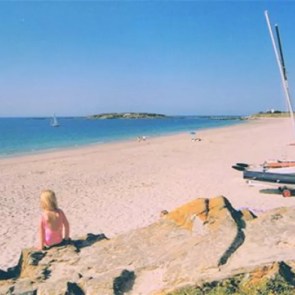 camping-le-fleuri-trgunc-mqtjd
