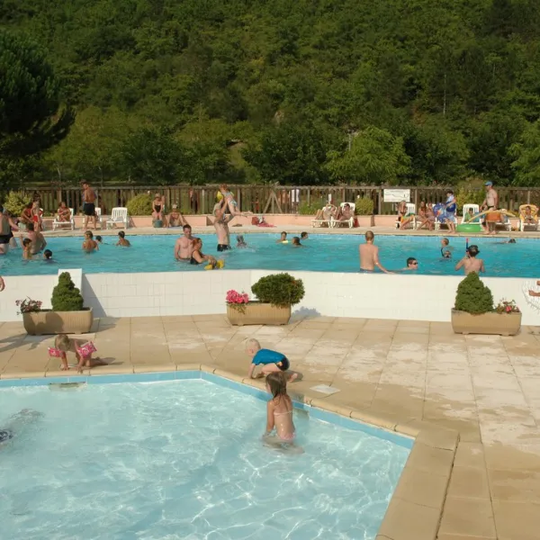 camping-maisonneuve-dordogne-castelnaud-la-chapelle-3wvv9
