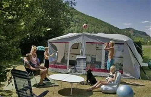 camping-maisonneuve-dordogne-castelnaud-la-chapelle-scrox