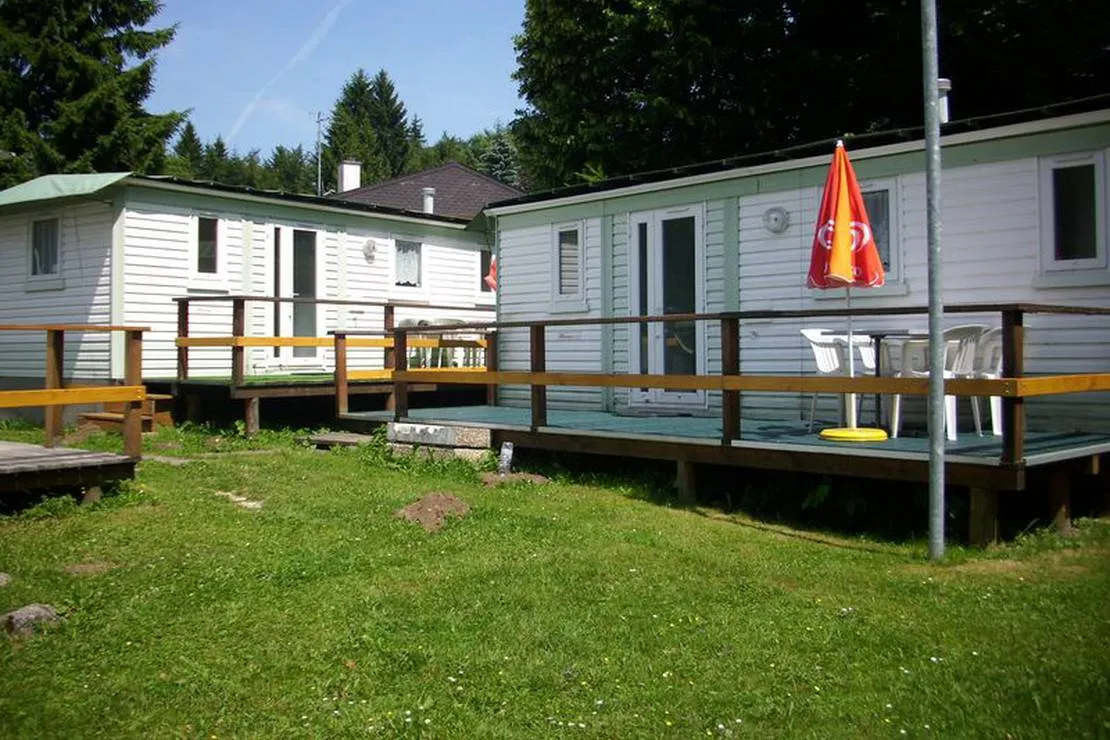 camping-preles-preles-qumfz