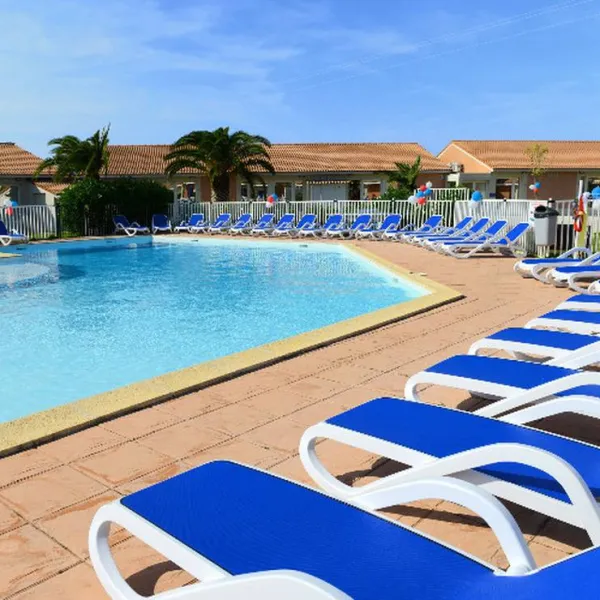 village-club-cote-canal-salleles-daude-wszue