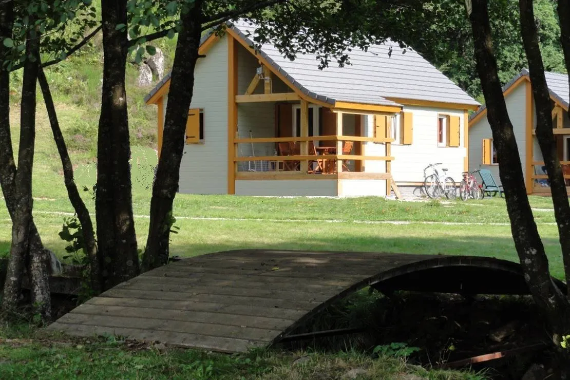chalets-de-leau-verte-champsmarchal-jvnit