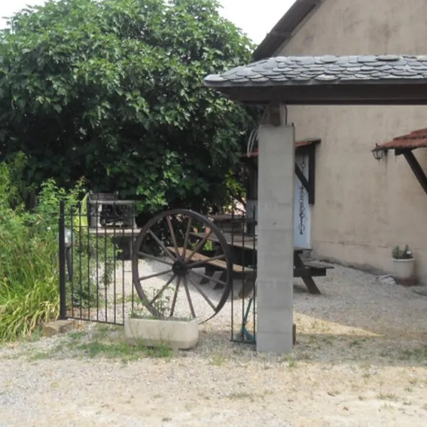 ferme-auberge-du-caillol-m-francis-blanc-salles-nttd1